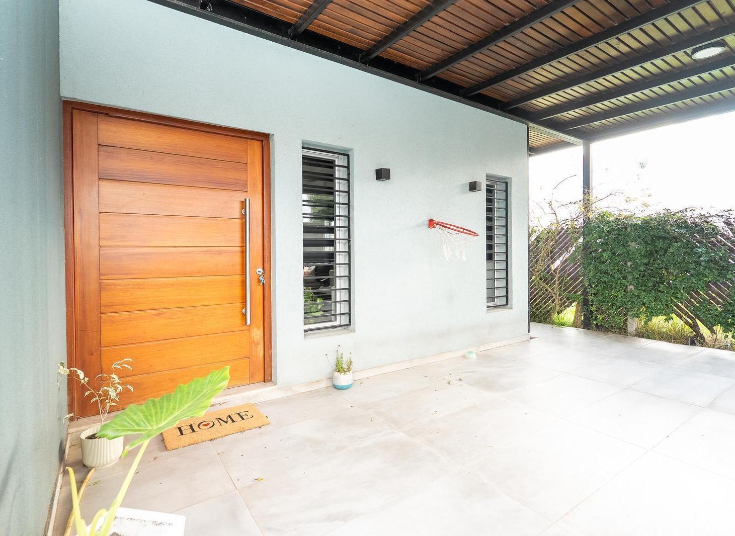 Foto de CASA EN VENTA DE 3 DORMITORIOS CON PARQUE Y PILETA EN CITY BELL, imagen 4