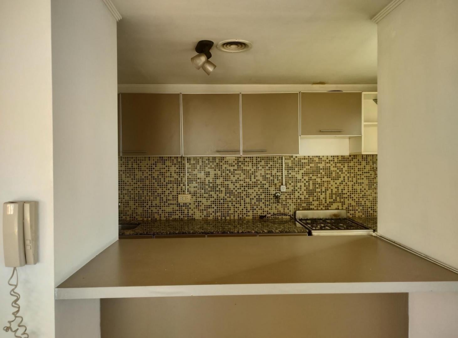 Foto de DEPARTAMENTO DE 2 DORMITORIOS, CON BALCON. UBICADO EN UN PISO 8 POR, imagen 3