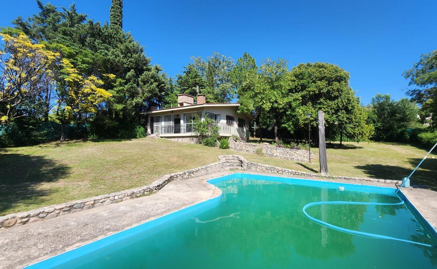 Casa a la venta en Bialet Masse. (C446)