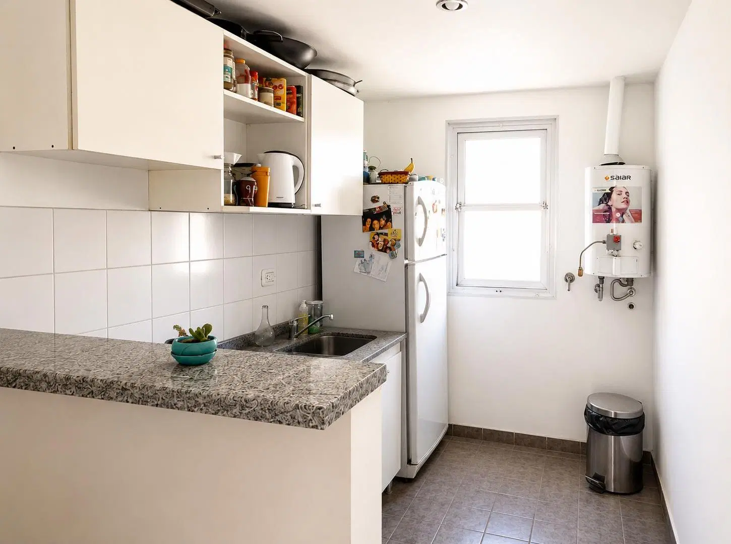 VENTA/ALQUILER. MONOAMBIENTE DORREGO 80 2