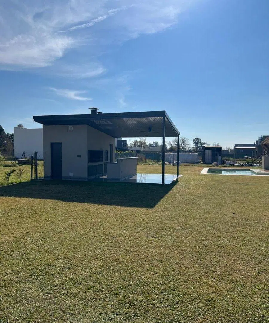 VENTA DON MATEO / Lote con Pileta, Quincho y Galería 5