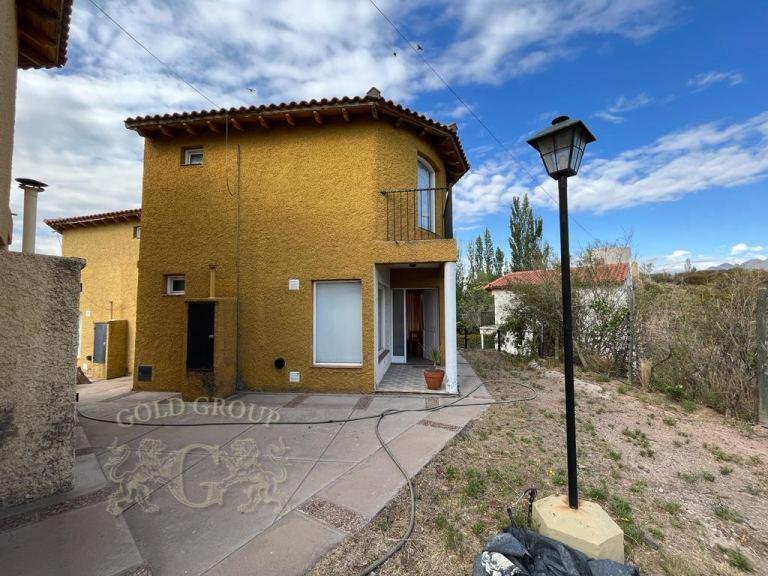 Gold Group Vende Complejo (De Dúplex) Cántaros del Aconcagua / Ruta 82 5