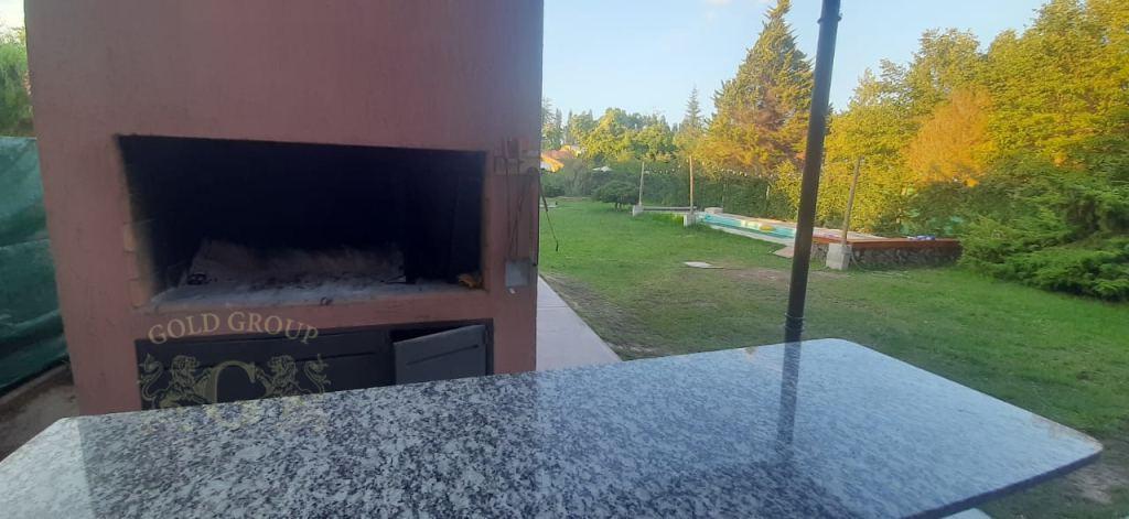 Gold Group Vende Espléndido Lote con Quincho / B° Medrano, Chacras 4
