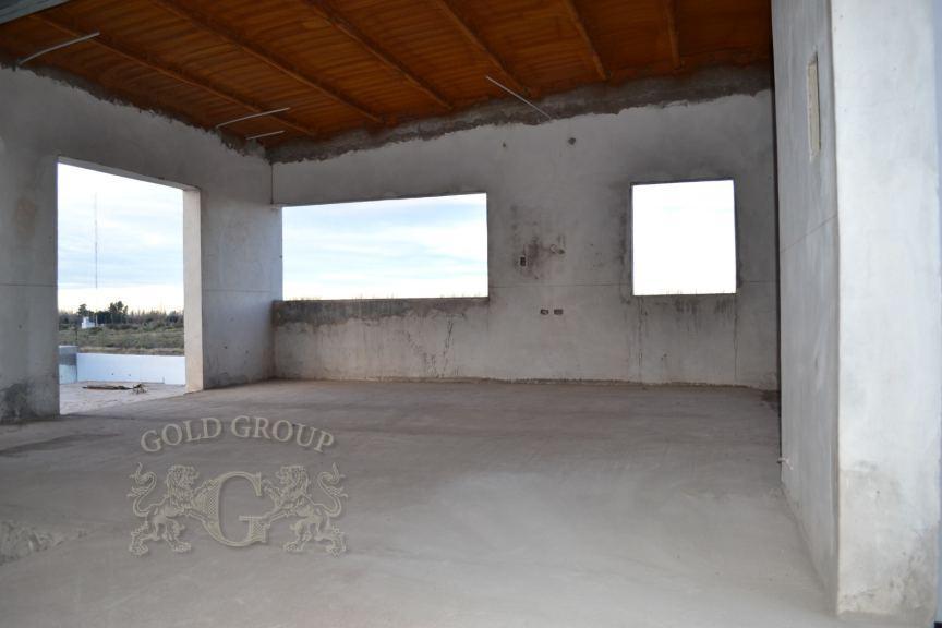 Gold Group Vende Destacada Casa (En Obra) Pasaje Bertona y Andreoni 5