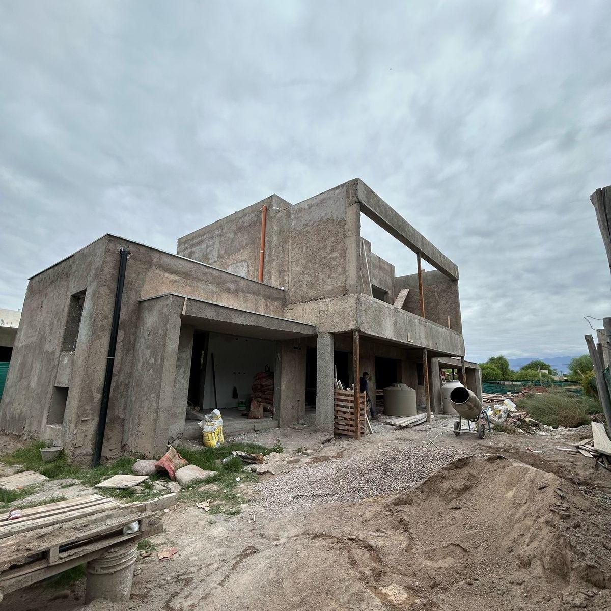 Espectacular Casa en Terruños de Aráoz 3, Mayor Drummond (Luján de Cuyo) 3