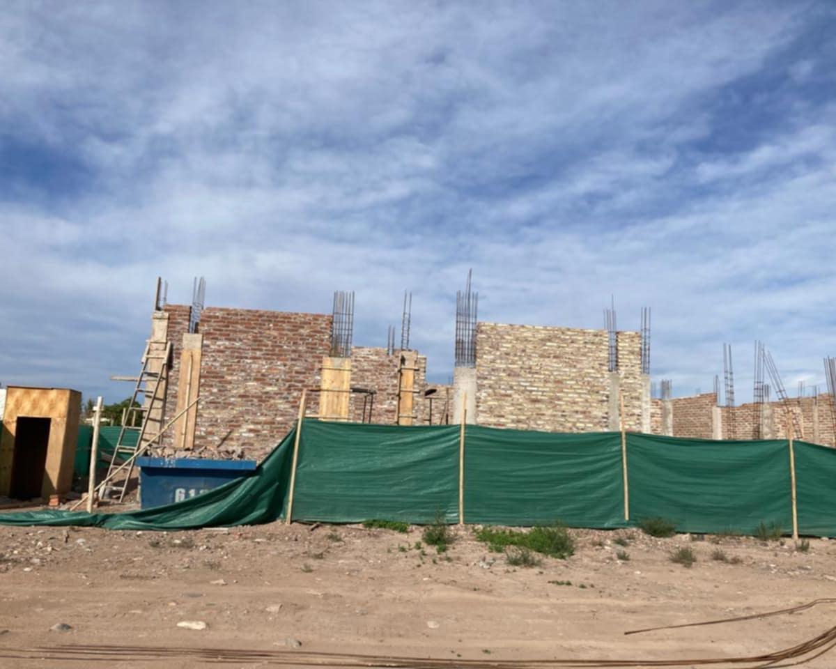 Estupenda Casa a Estrenar, B° Gran Boedo (Luján de Cuyo / Mendoza) 2