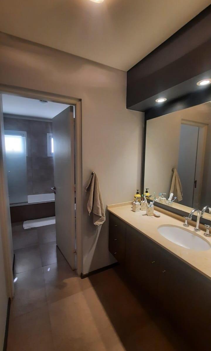Estupenda Casa en El B° Villa Atilia, Luján de Cuyo / Mendoza 4