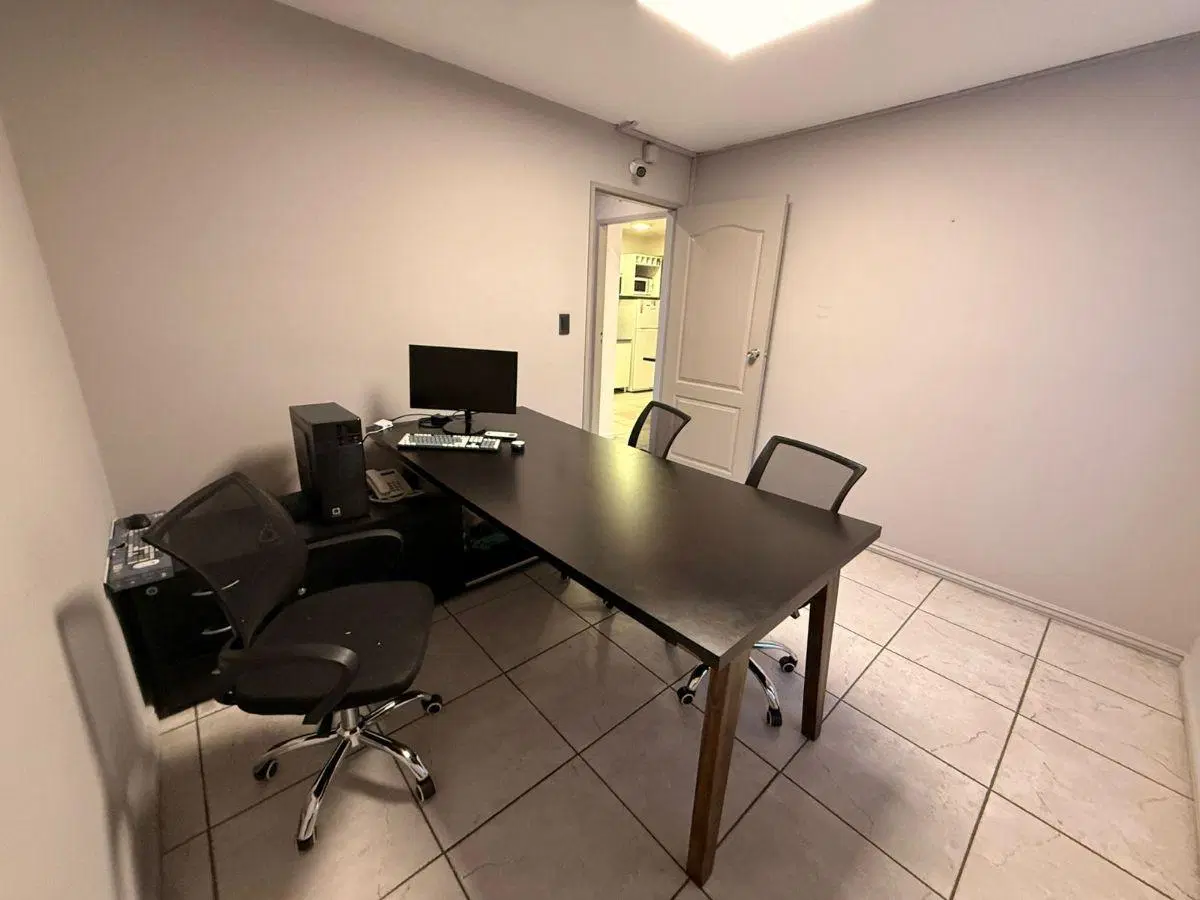 Destacadas oficinas en Bombal Sur, Beltrán 1604 ( a la calle ) Godoy Cruz, Mendoza 3