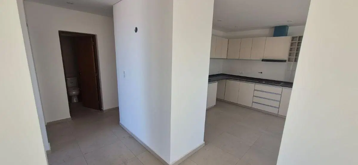 Atractiva casa (a estrenar) en el B° privado Lomas del Torreón (entre Luzuriaga Gutiérrez, Maipú) 2