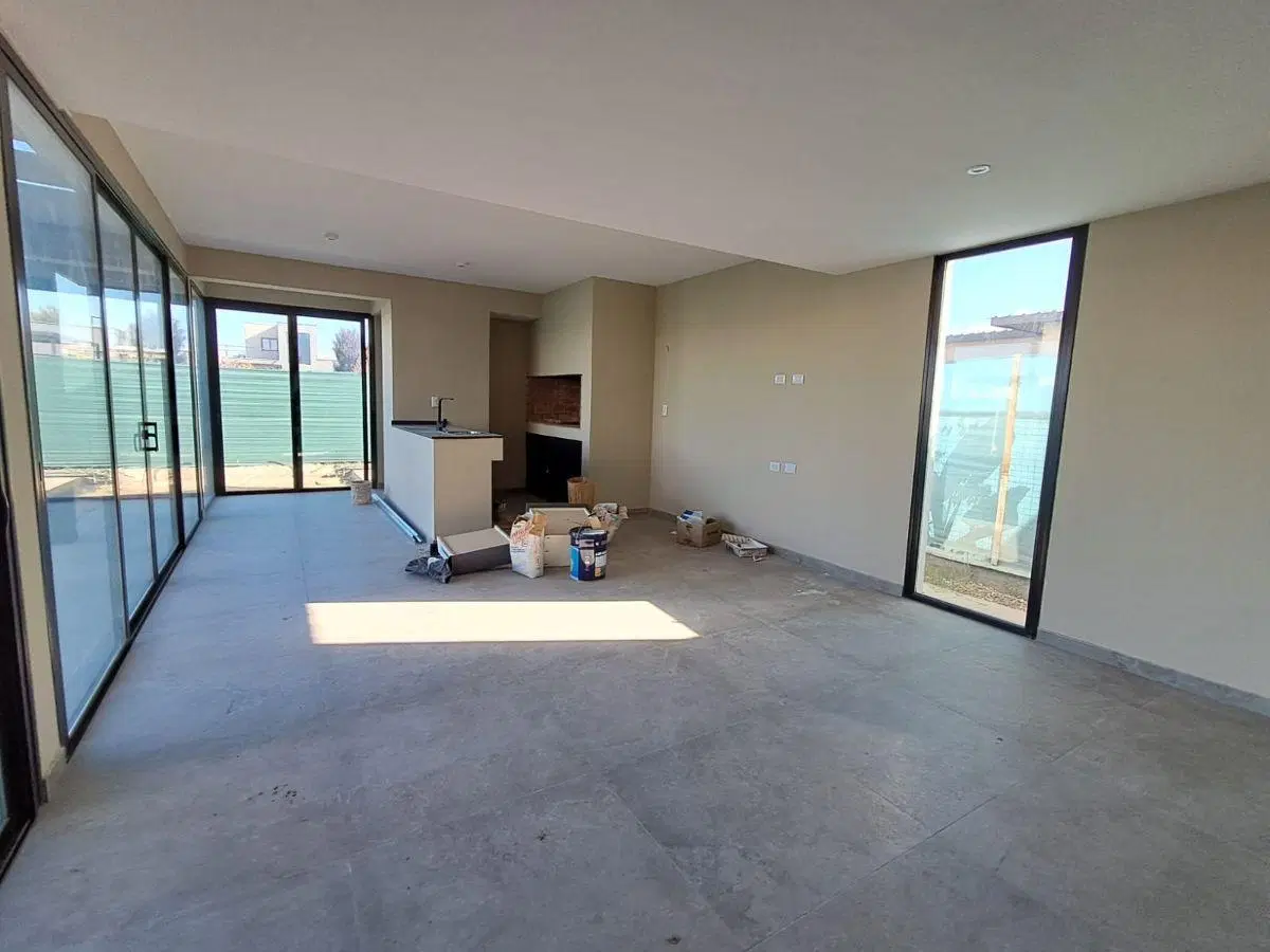 Estupenda casa ( a estrenar ) en el B° privado La Luisa, Carrodilla ( Luján de Cuyo, Mza ) 2