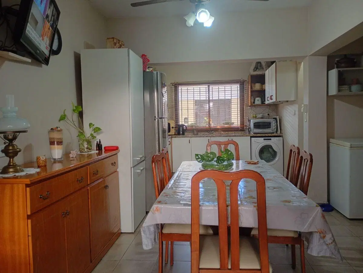 Dinámica casa, estilo dúplex a pasos del Hospital Español, cotizado punto de Godoy Cruz ( Mendoza ) 8