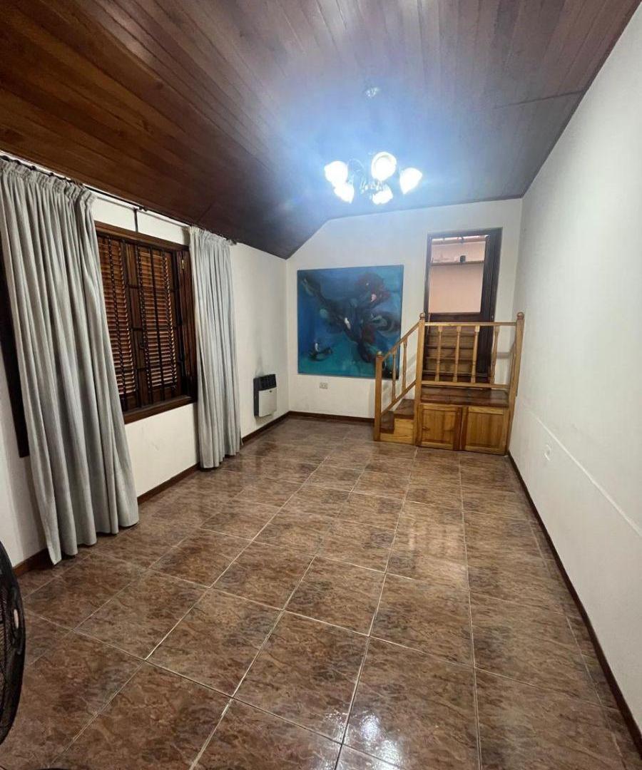 Foto de Estupenda casa, Cangallo N°3421, imagen 3