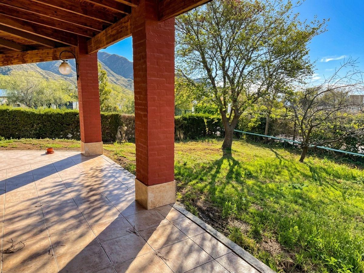 Foto de Oportunidad, atractiva casa/ B° Nuevas Quintas, imagen 5