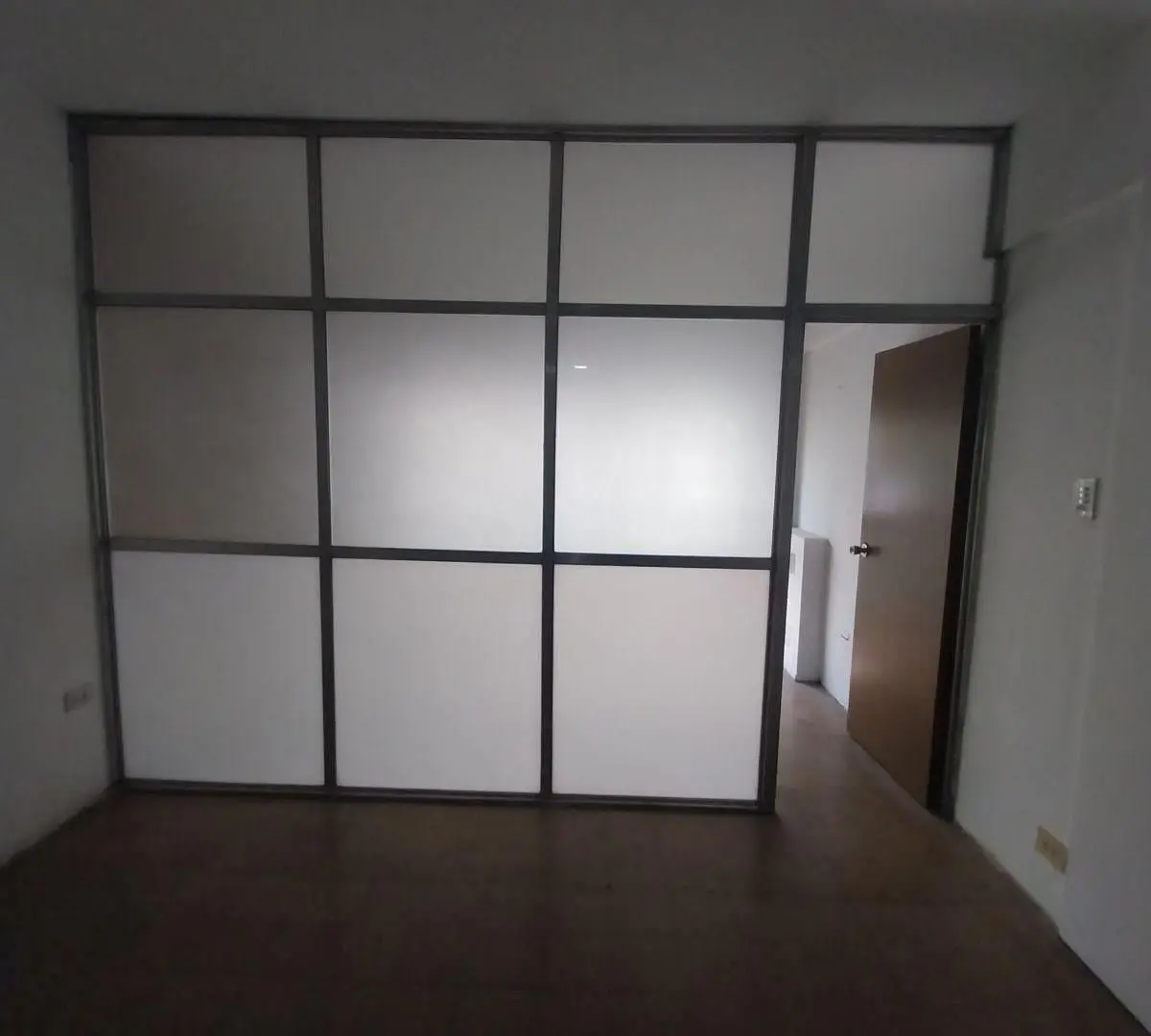 OFICINA COMERCIAL EN ALQUILER! ! EXCELENTE UBICACIÓN - ONCE / BALVANERA 1