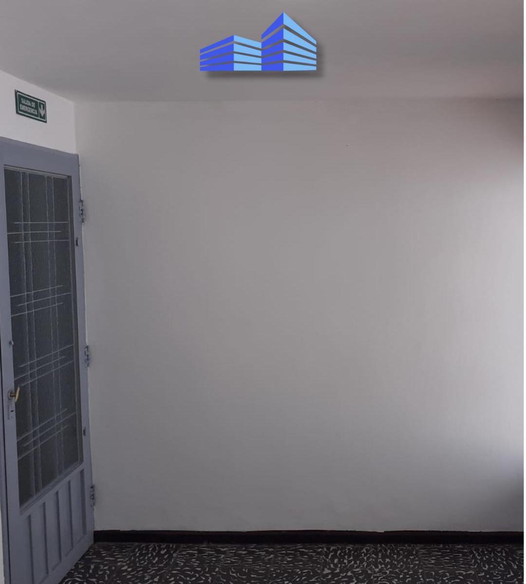 Local en Venta Ubicado Minuzzi 331 Barrio Arizu 2