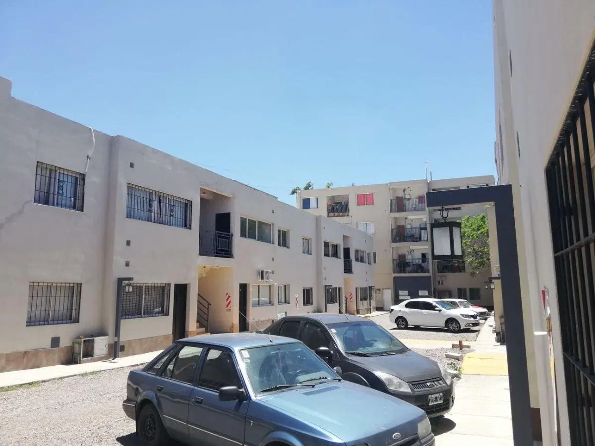 Vendo departamento en calle Pedro del Castillo N°3083 3