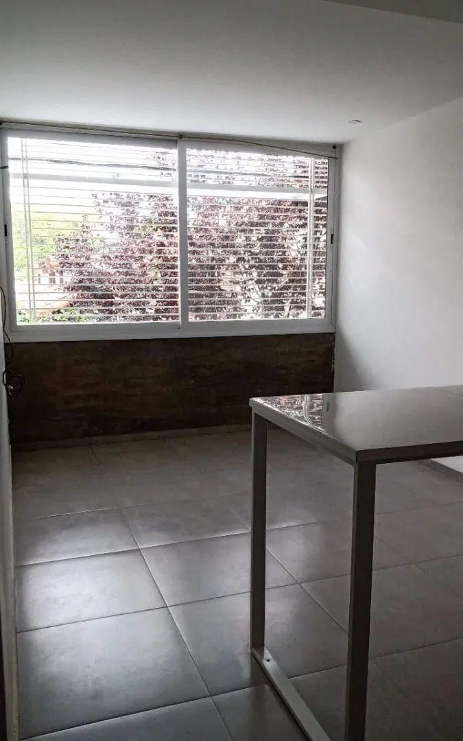 Alquilo departamento en Bombal de Godoy Cruz 1