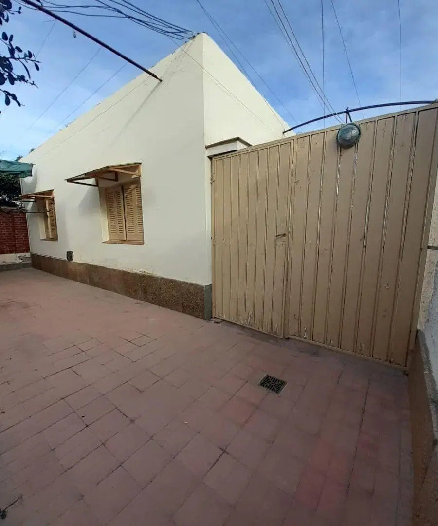 Alquilo casa interna 5
