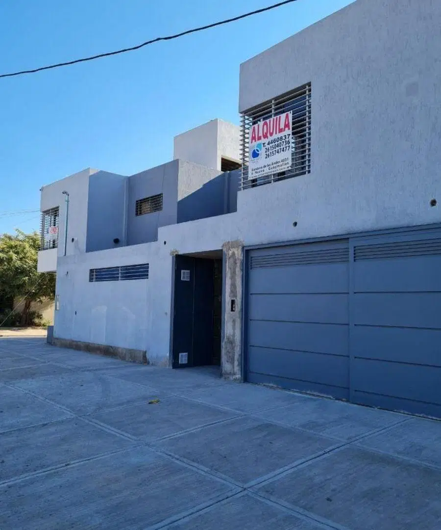 Alquilo departamento en Las Heras 4