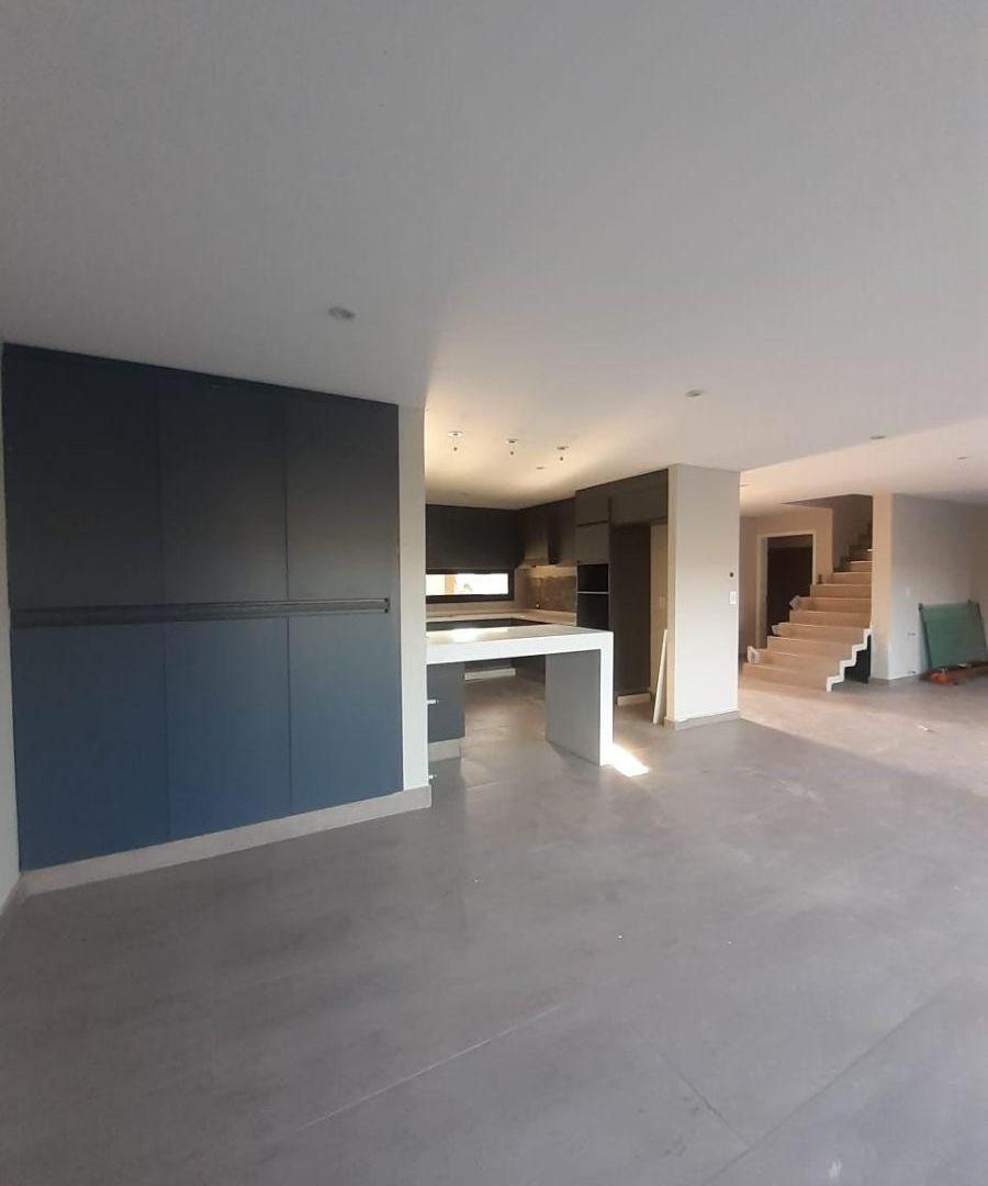 Foto de Alquilo casa en Barrio Privado La Bajada, imagen 5