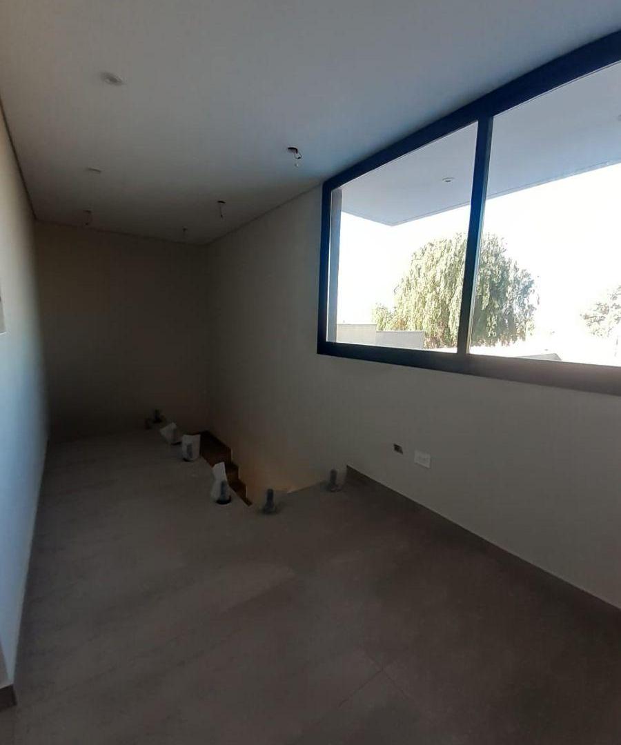 Foto de Alquilo casa en Barrio Privado La Bajada, imagen 4