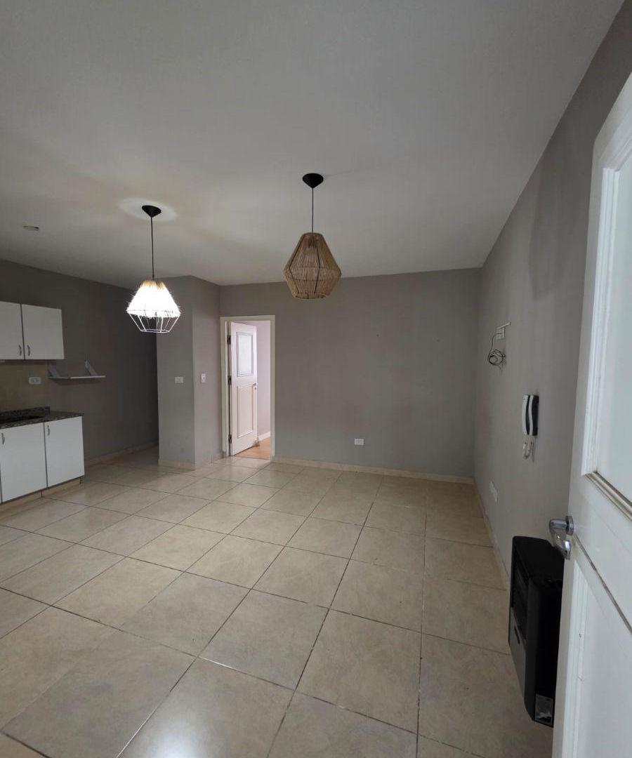 Foto de Alquiler departamento a metros de la Barraca Mall, imagen 3