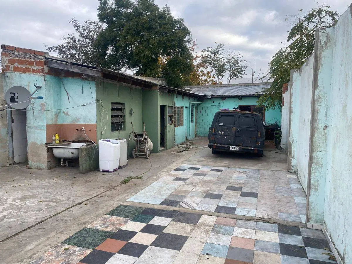 EN VENTA!! IDEAL PARA PENSION. 2