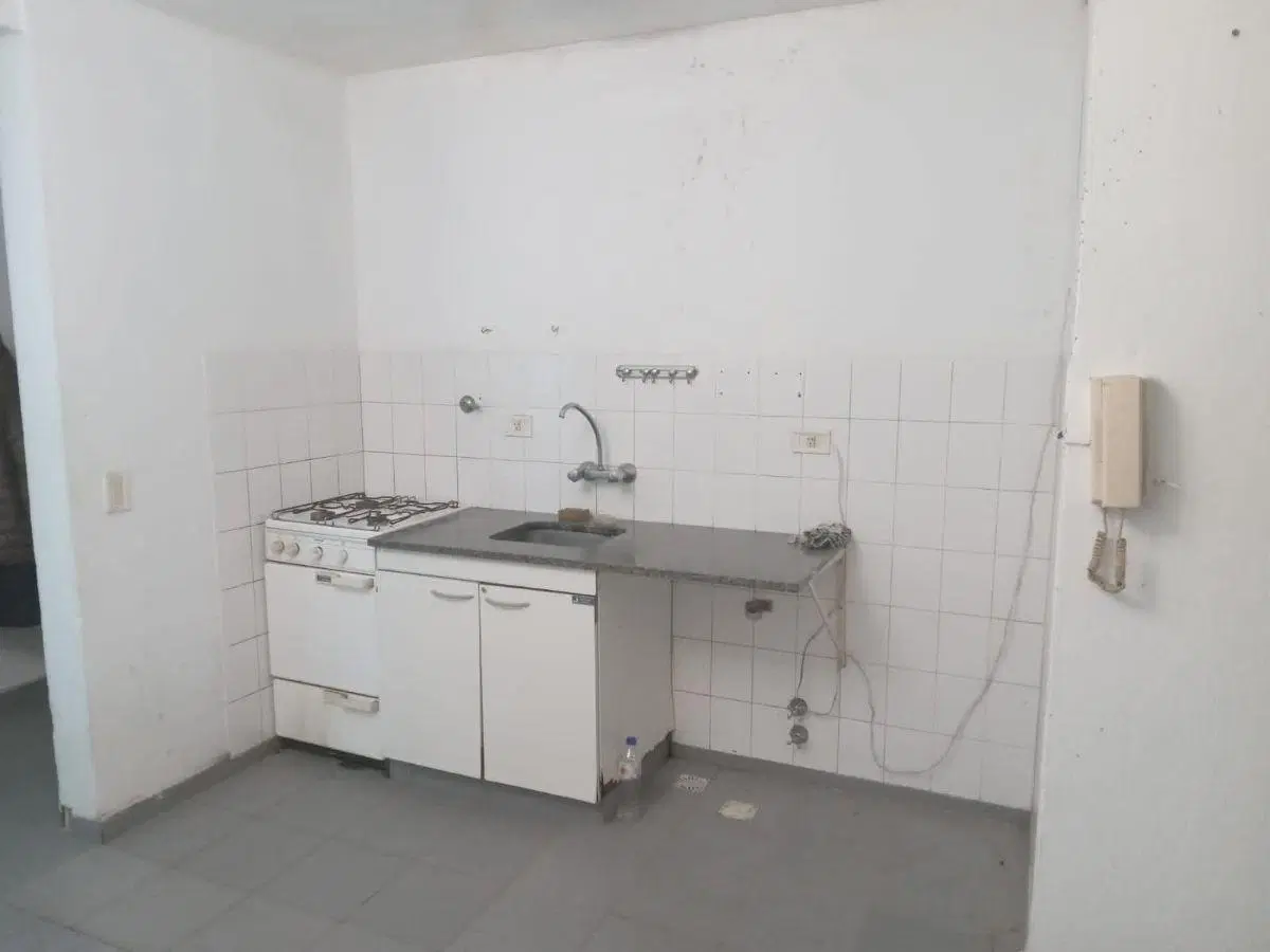 ALQUILER DE MONOAMBIENTE 4