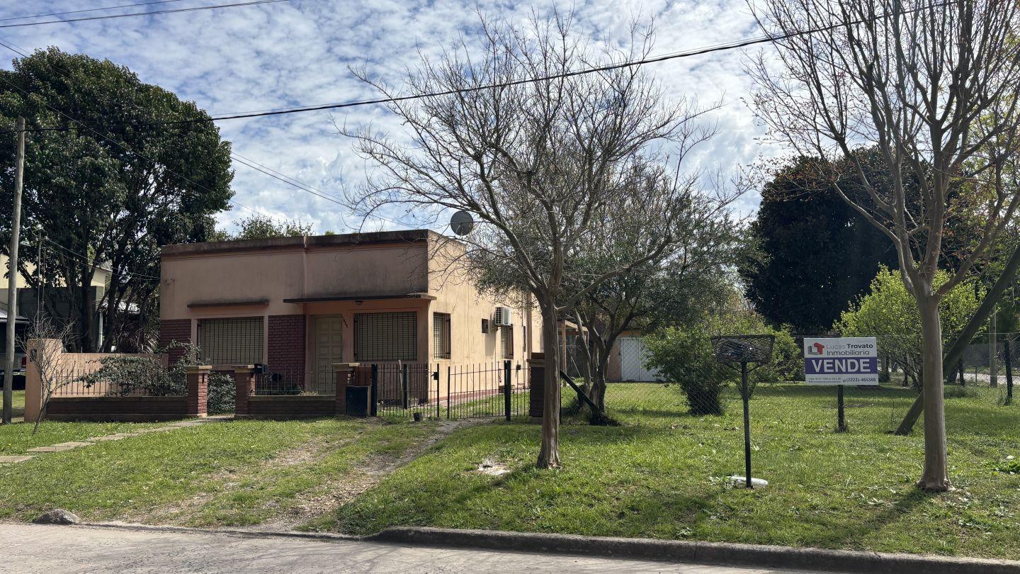 Foto de Casa en Veronica, terreno 20x30 en esquina, imagen 3