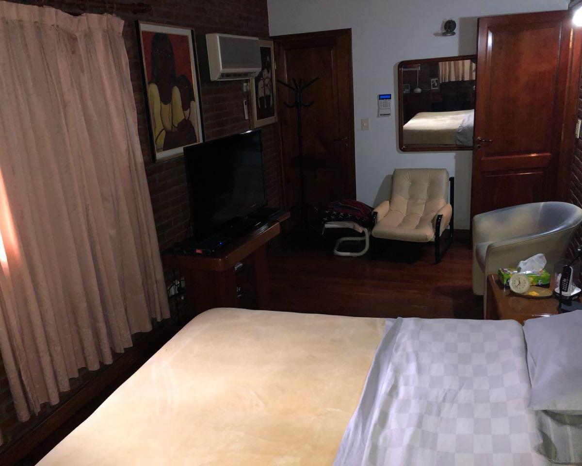 Foto de Casa de 4 dormitorios en Venta en 36 e/ 6 y 7, imagen 2
