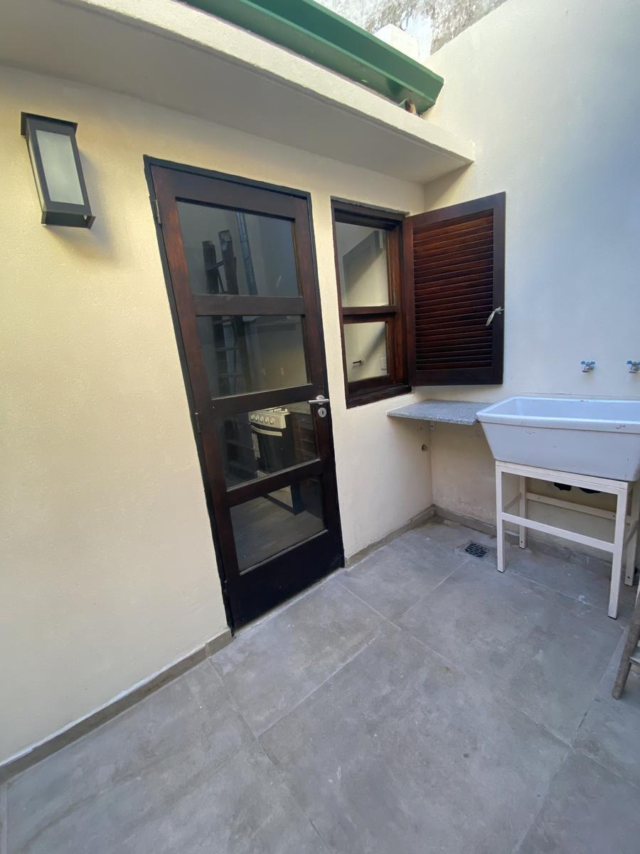 PH de 2 Dorm. Reciclado a Nuevo con Patio 2