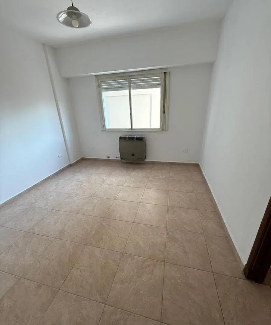 Departamento de 2 ambientes en Alquiler en calle 39 e/ 5 y 6 4
