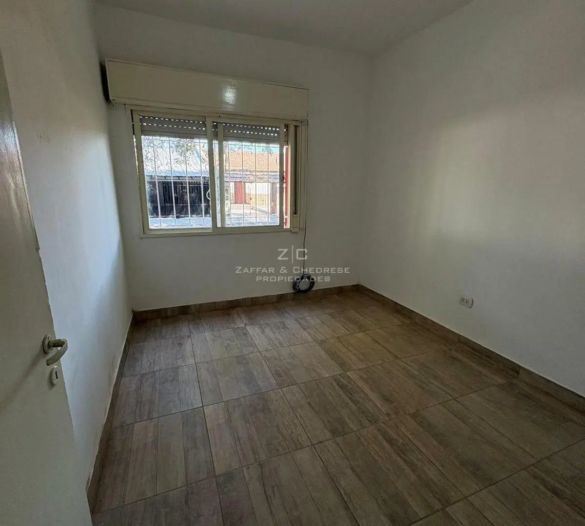 Departamento de 3 dormitorios en Alquiler en calle 85 y 12 5