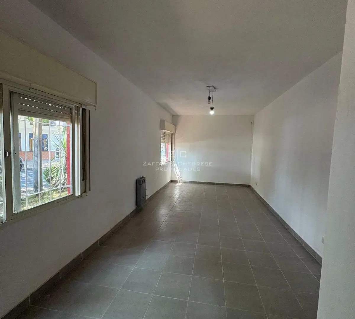 Departamento de 3 dormitorios en Alquiler en calle 85 y 12 4