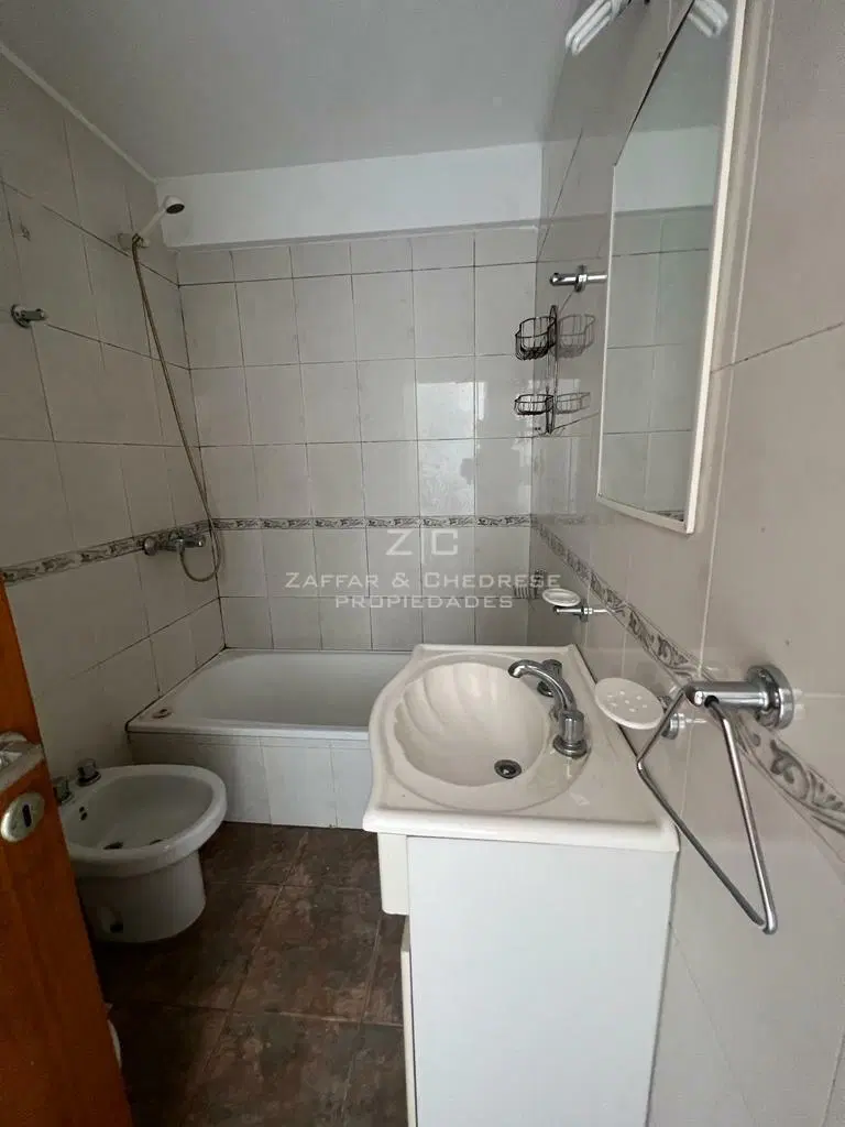 Departamento de 2 ambientes en Alquiler, en calle 60 e 3 y 4 En Alquiler - La Plata 2