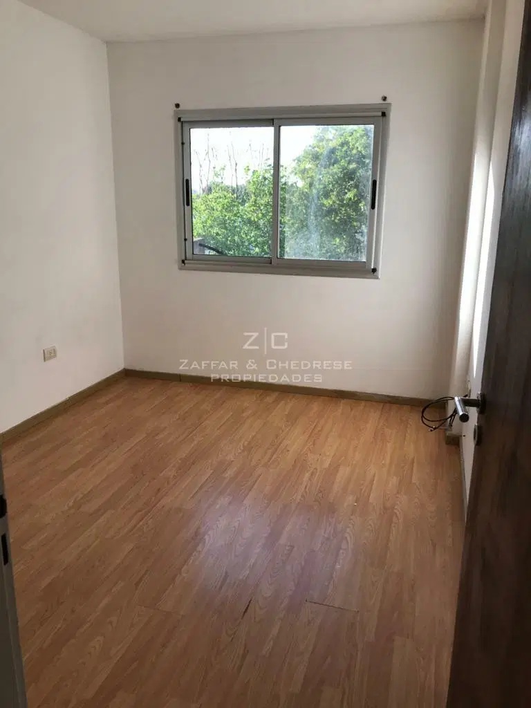 Departamento de 1 dormitorio en Alquiler en Calle 72 e/ 24 y 25 4