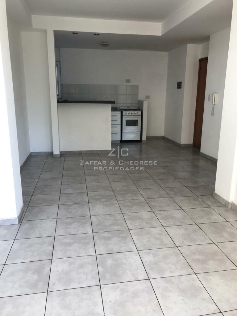 Foto de Departamento de 1 dormitorio en Alquiler en Calle 72 e/ 24 y 25, imagen 4