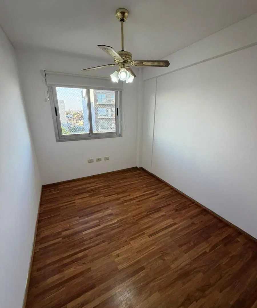 Departamento de 2 dormitorios en Alquiler en AV 25 e/ 34 y 35 5