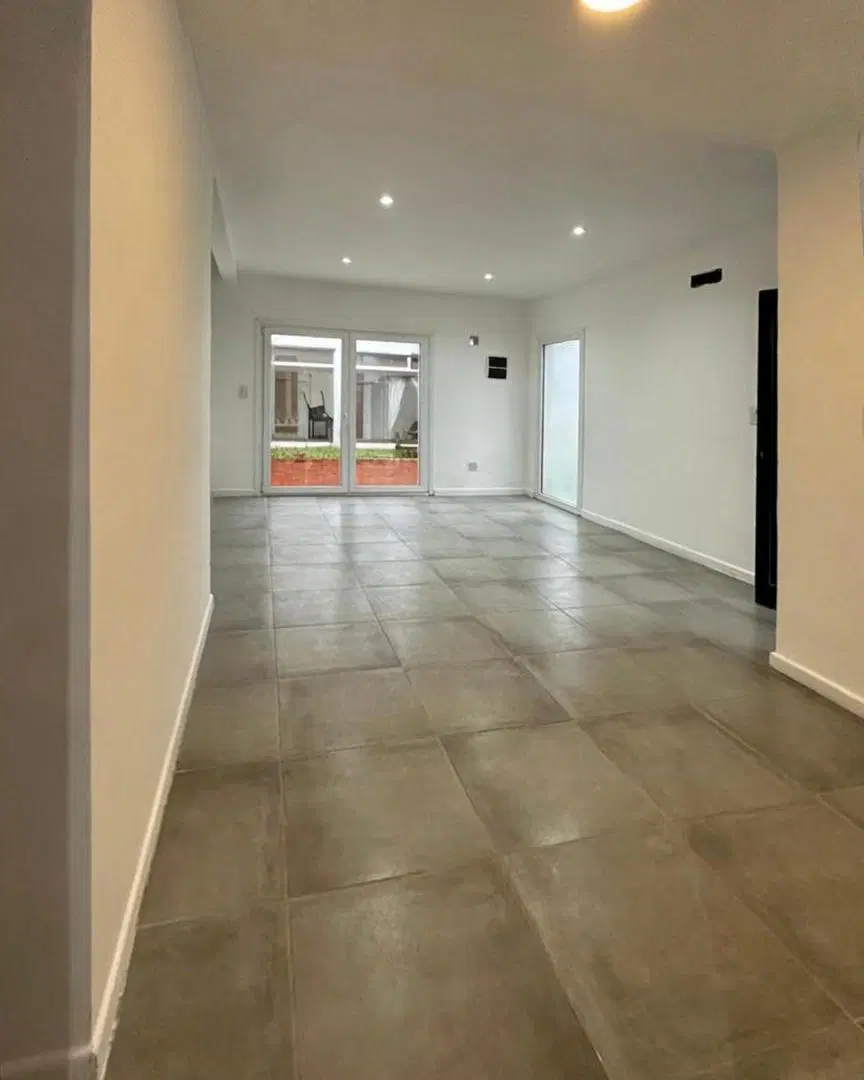 Duplex 501 e/ 27 y 28 2