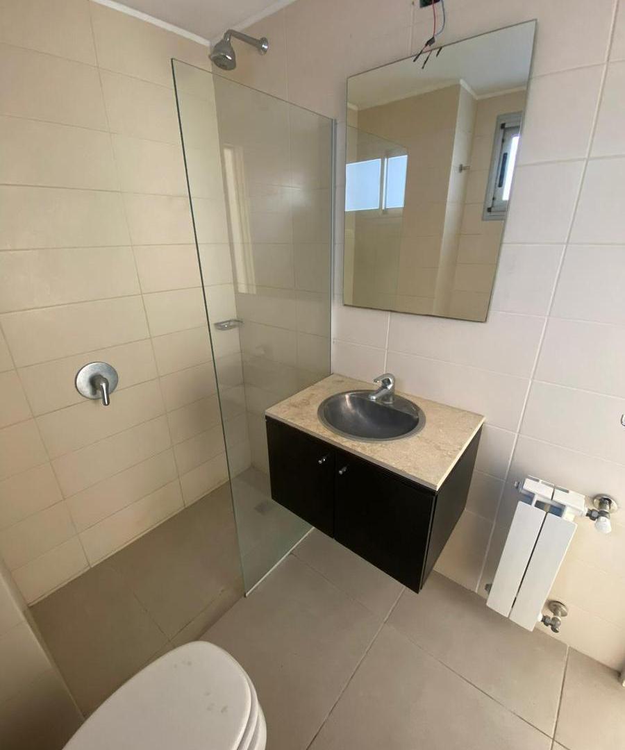 Foto de Departamento de 2 ambientes en Alquiler en Calle 19 e/ 48 y 49, imagen 1