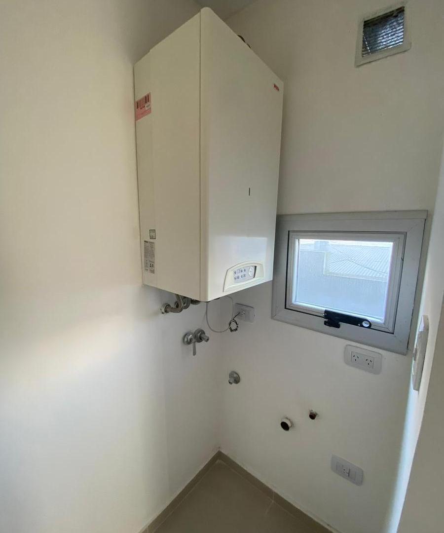 Foto de Departamento de 2 ambientes en Alquiler en Calle 19 e/ 48 y 49, imagen 5