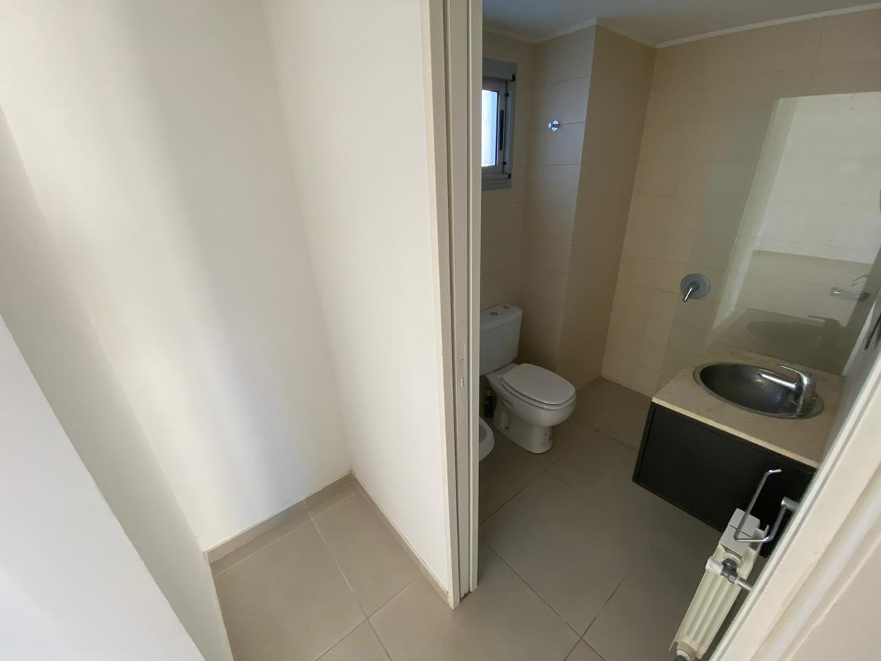 Foto de Departamento de 2 ambientes en Alquiler en Calle 19 e/ 48 y 49, imagen 3