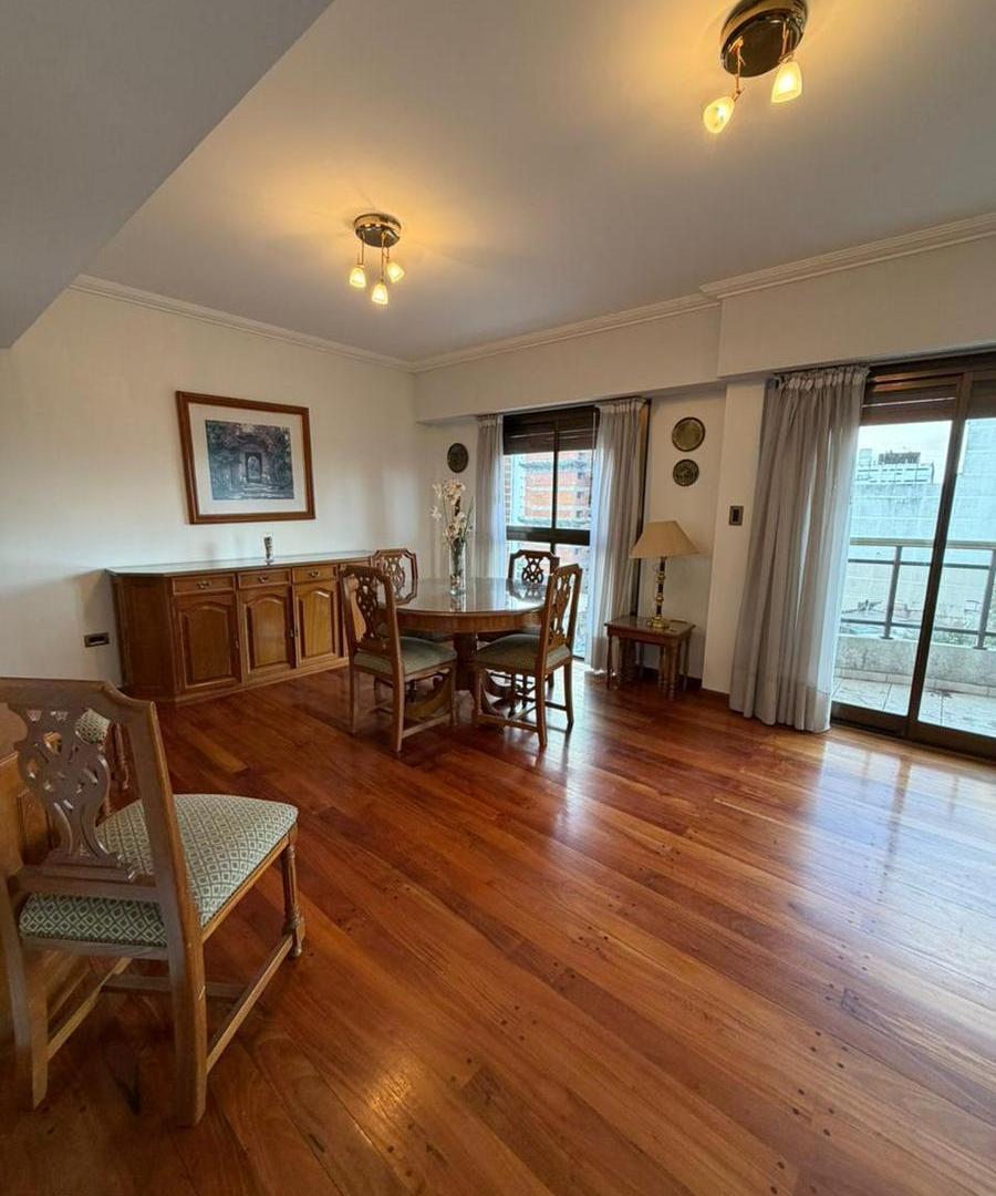 Foto de Departamento de 3 dormitorios en Venta en 5 e/ diag 79 y 56, imagen 1