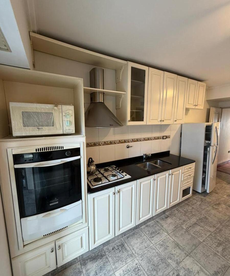 Foto de Departamento de 3 dormitorios en Venta en 5 e/ diag 79 y 56, imagen 2