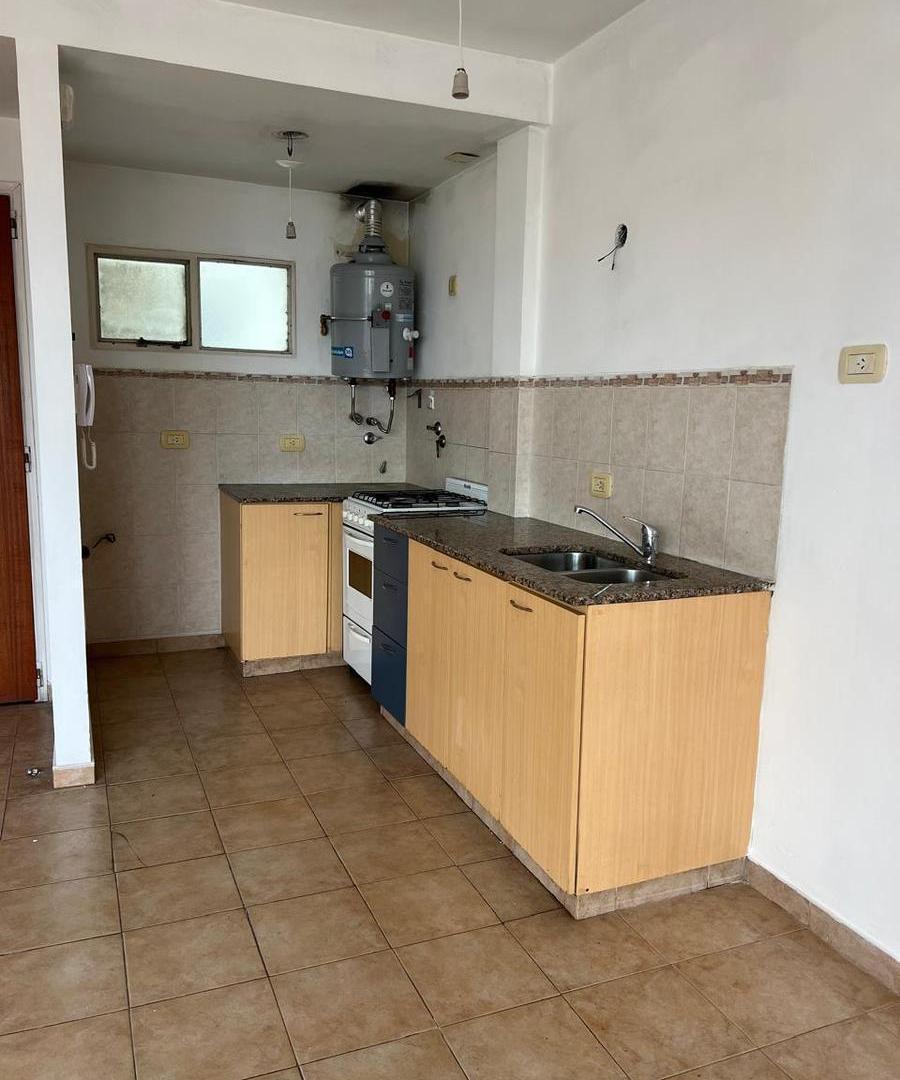 Foto de Departamento 1 dormitorio en 4 e/ 59 y 60 La Plata, imagen 3