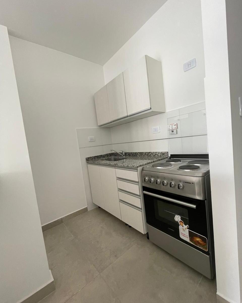 Foto de Villa Luro 2 ambientes a estrenar con Patio-, imagen 3