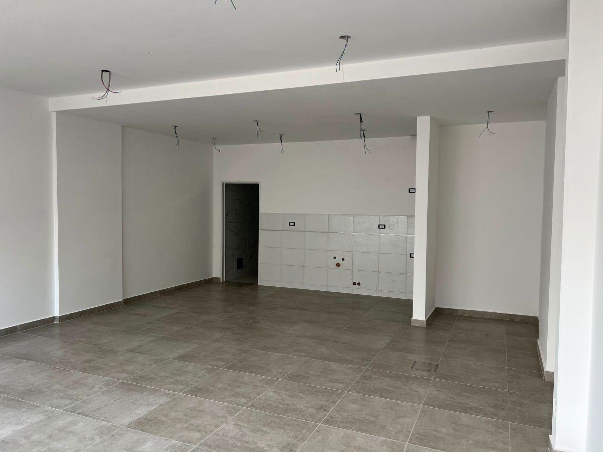 Foto de Local comercial en alquiler en Flores A ESTRENAR, imagen 4