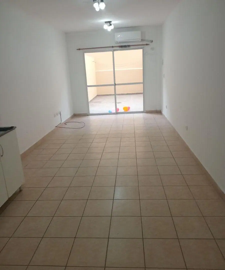 Departamento 1 ambiente en alquiler en Flores Norte con Patio 8