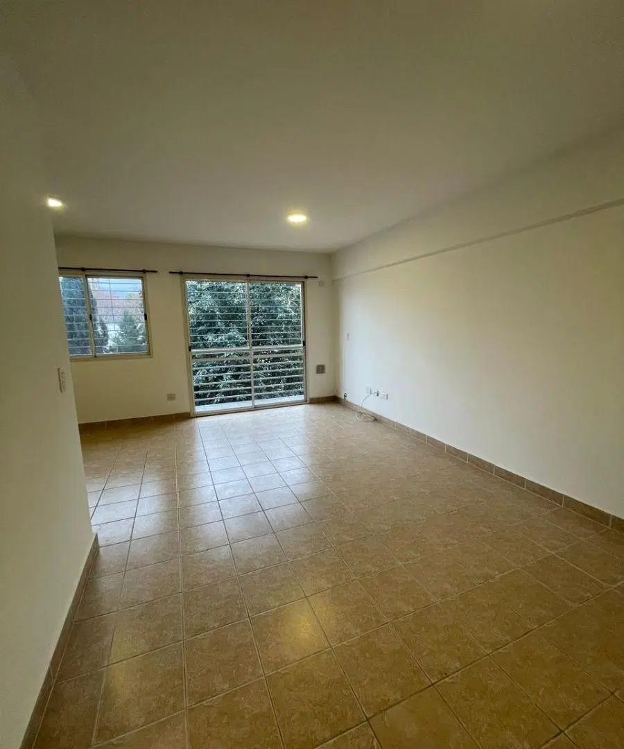 Alquiler Floresta 1 ambiente y medio con balcón 5