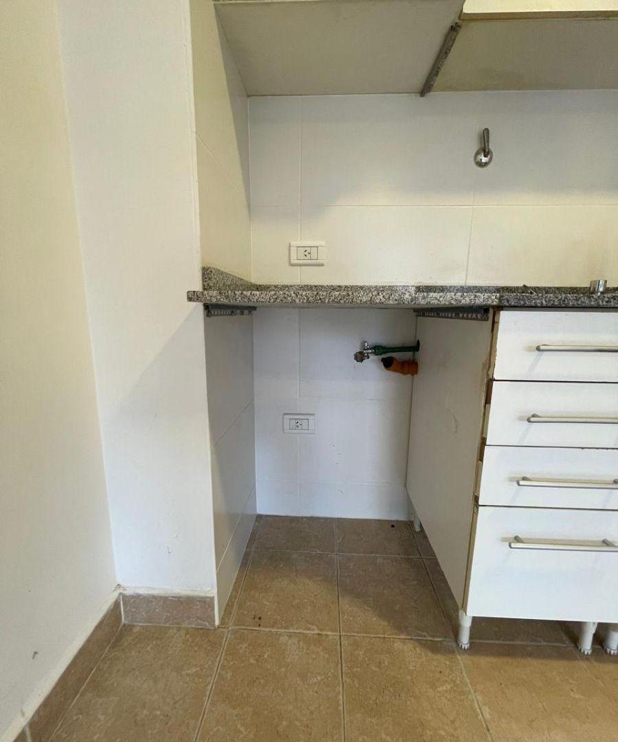 Foto de Alquiler Floresta 1 ambiente y medio con balcón, imagen 2